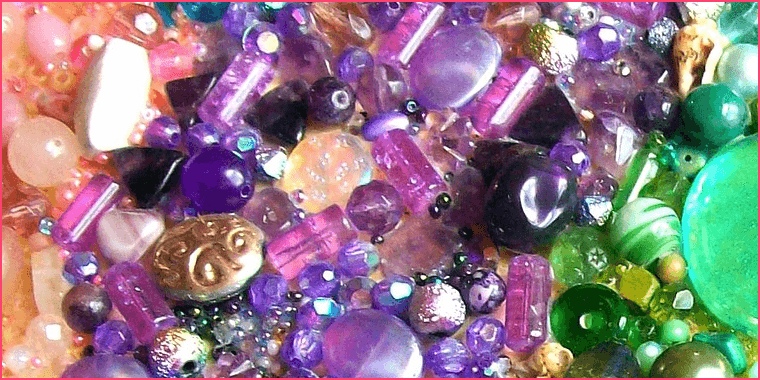 おしゃれにできるビーズの色合いと組み合わせ