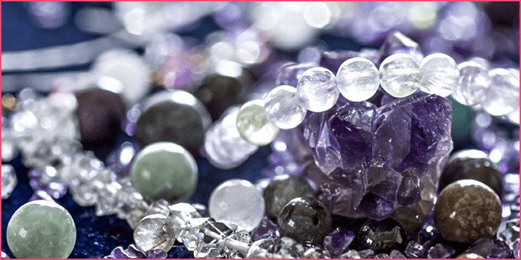 パワーストーンを合わせたビーズアクセサリーデザイン例